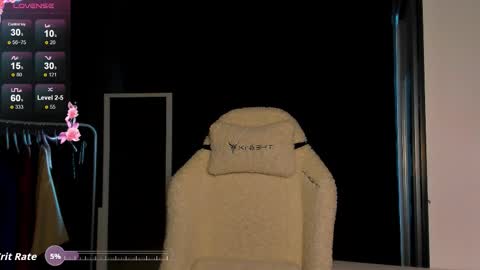 Snapshot of ammi_bliss chatting on 10/30/25, 06:04 Ammi online show from 10/30/25, 06:04