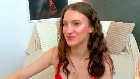 Snapshot of ammirra_a chatting on 06/30/26, 04:46 Amira online show from 06/30/26, 04:46
