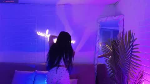 Snapshot of ammy_tay chatting on 11/07/25, 03:50 ammy_tay online show from 11/07/25, 03:50