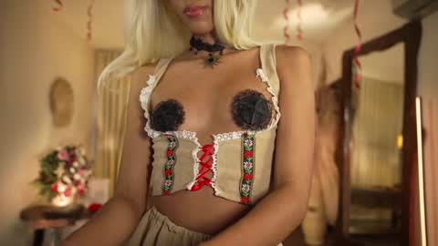 RETURN 30TH  100 explicit on  online show from 10/01/25, 09:54