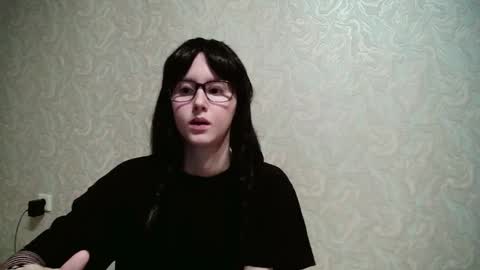 Amomira online show from 09/11/25, 12:00