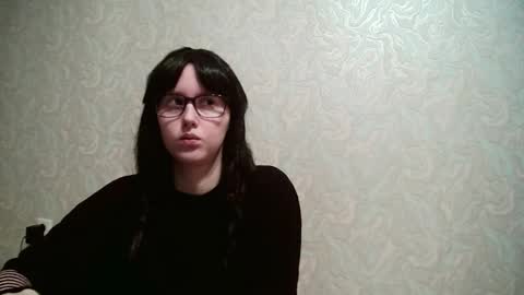 Amomira online show from 12/13/25, 08:04