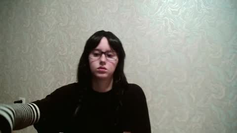 Amomira online show from 07/15/26, 12:05