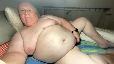 amor196112 online show from 11/04/25, 11:26