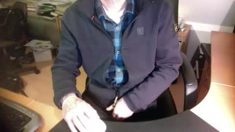 Snapshot of amor2200 chatting on 12/06/24, 08:07 Amor2200 online show from 12/06/24, 08:07