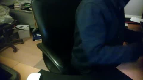 Snapshot of amor2200 chatting on 12/27/24, 06:53 Amor2200 online show from 12/27/24, 06:53