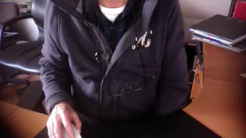 Snapshot of amor2200 chatting on 01/30/25, 03:51 Amor2200 online show from 01/30/25, 03:51