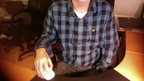 Snapshot of amor2200 chatting on 03/06/25, 07:10 Amor2200 online show from 03/06/25, 07:10