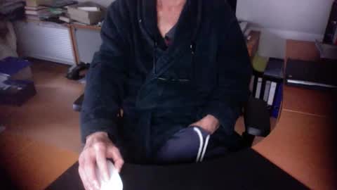 Amor2200 online show from 11/14/25, 10:36