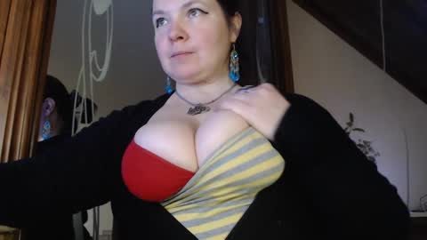 amorelara online show from 03/02/25, 08:16