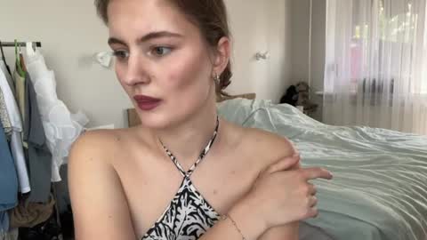 amorelle_ online show from 05/22/26, 06:53