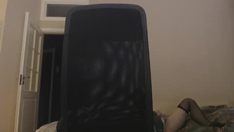 Snapshot of amoremeoww chatting on 12/26/24, 07:24 miss unforgettable online show from 12/26/24, 07:24