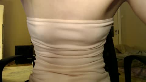 Snapshot of amoremeoww chatting on 01/02/25, 08:57 miss unforgettable online show from 01/02/25, 08:57