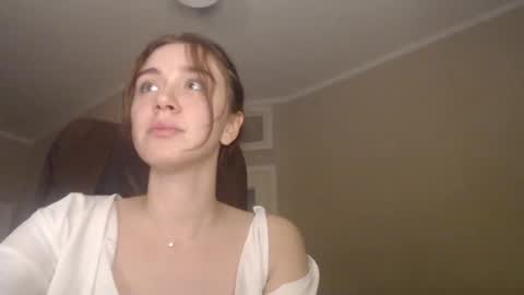 Snapshot of amoremeoww chatting on 02/03/25, 12:15 miss unforgettable online show from 02/03/25, 12:15