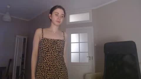 Snapshot of amoremeoww chatting on 03/06/25, 09:53 miss unforgettable online show from 03/06/25, 09:53