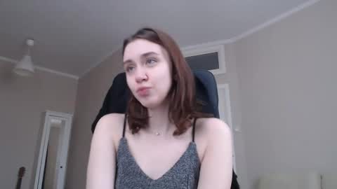 Snapshot of amoremeoww chatting on 03/10/25, 06:05 miss unforgettable online show from 03/10/25, 06:05