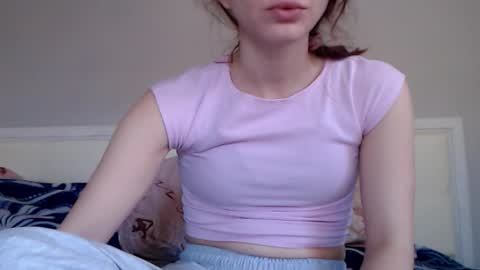 Snapshot of amoremeoww chatting on 10/09/25, 07:28 miss unforgettable online show from 10/09/25, 07:28