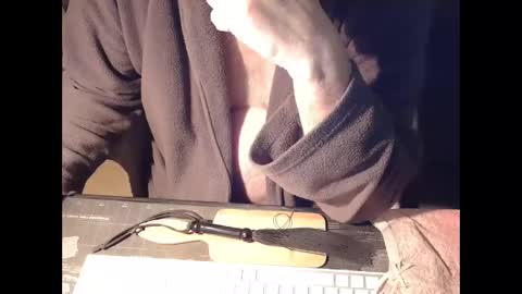 Snapshot of amslave4f chatting on 01/02/25, 10:55 amslave4f online show from 01/02/25, 10:55