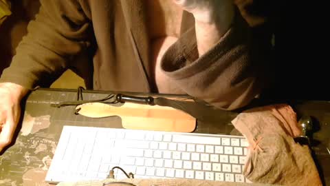 Snapshot of amslave4f chatting on 02/01/25, 07:57 amslave4f online show from 02/01/25, 07:57