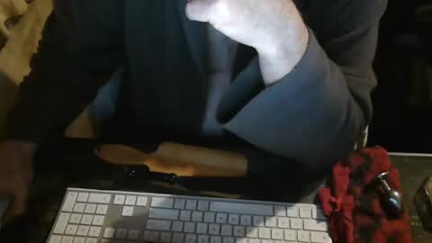 Snapshot of amslave4f chatting on 02/08/25, 08:20 amslave4f online show from 02/08/25, 08:20