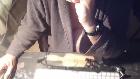 Snapshot of amslave4f chatting on 09/28/25, 07:47 amslave4f online show from 09/28/25, 07:47