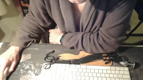 Snapshot of amslave4f chatting on 01/12/26, 07:46 amslave4f online show from 01/12/26, 07:46