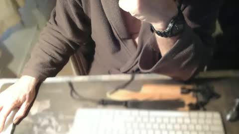 Snapshot of amslave4f chatting on 02/12/26, 09:15 amslave4f online show from 02/12/26, 09:15