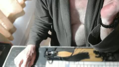 amslave4f online show from 06/26/26, 07:02
