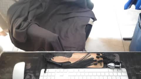 amslave4f online show from 07/20/26, 10:29