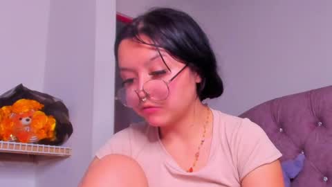 Snapshot of amy__a chatting on 04/27/26, 06:44 tatiana 3 online show from 04/27/26, 06:44