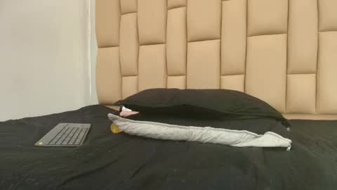 amy__wats0n online show from 02/04/25, 10:34