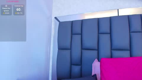 amy__wats0n online show from 04/07/26, 07:03