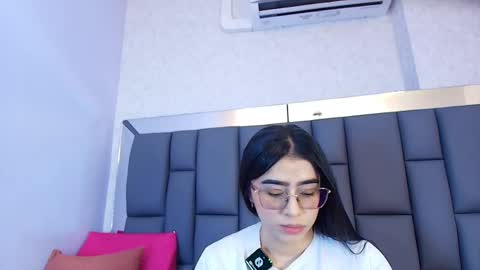 amy__wats0n online show from 04/20/26, 07:15