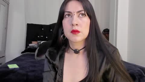 Snapshot of amy_aloqua chatting on 07/18/26, 02:32 Amy online show from 07/18/26, 02:32