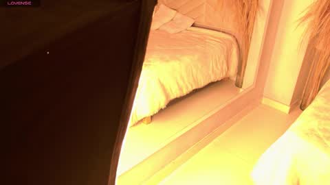 Amy online show from 11/21/25, 08:40