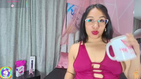 Emy Noa  online show from 03/28/26, 11:15