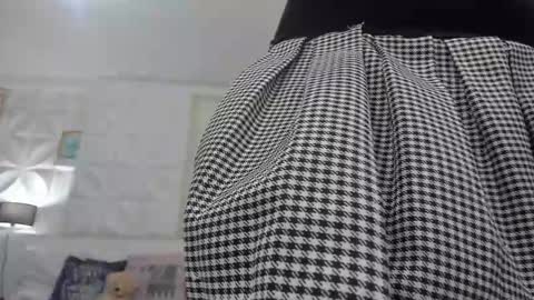 Snapshot of amy_queents chatting on 09/24/25, 07:01 Amy Caroland online show from 09/24/25, 07:01