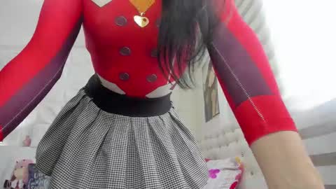 Snapshot of amy_queents chatting on 10/31/25, 01:56 Amy Caroland online show from 10/31/25, 01:56