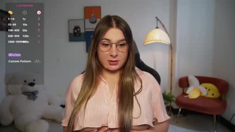 Snapshot of amy_ross1 chatting on 03/01/25, 05:38 Daniela M online show from 03/01/25, 05:38