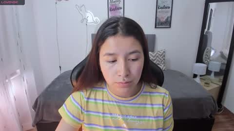 Amy sophia 3 online show from 10/07/25, 12:13