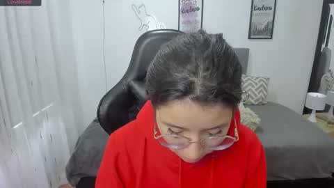 Amy sophia 3 online show from 11/07/25, 12:38