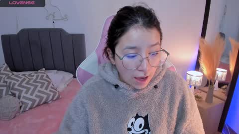 Amy sophia 3 online show from 04/07/26, 11:10