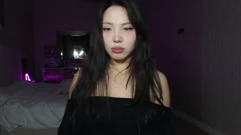 girl next door named Amy online show from 10/11/25, 06:39