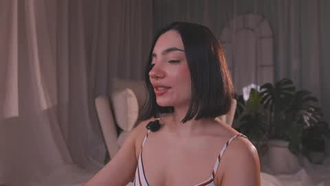 Amy Armstrong online show from 04/15/26, 11:16