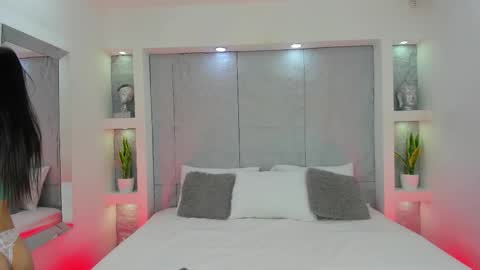 amy online show from 11/11/25, 11:32