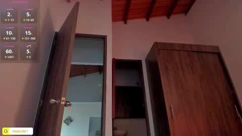 Jenn  online show from 10/17/25, 01:35