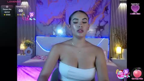 Snapshot of amyjohnsonn chatting on 05/30/26, 05:48 amyjohnsonn online show from 05/30/26, 05:48