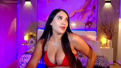 Snapshot of amyjohnsonn chatting on 07/18/26, 05:44 amyjohnsonn online show from 07/18/26, 05:44