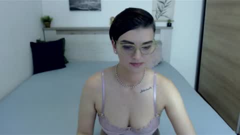 Hi there guys  My pleasure in your hands  pvt is open online show from 07/19/26, 05:38