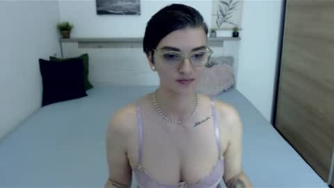 Hi there guys  My pleasure in your hands  pvt is open online show from 07/20/26, 07:16